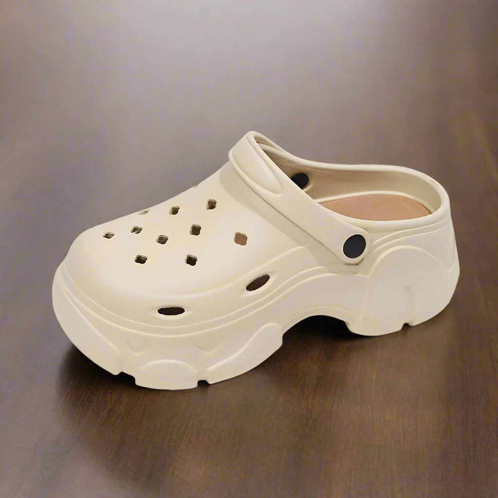 Women's 7cm Platform Garden Clogs– High-Quality EVA Non-Slip Beach Shoes