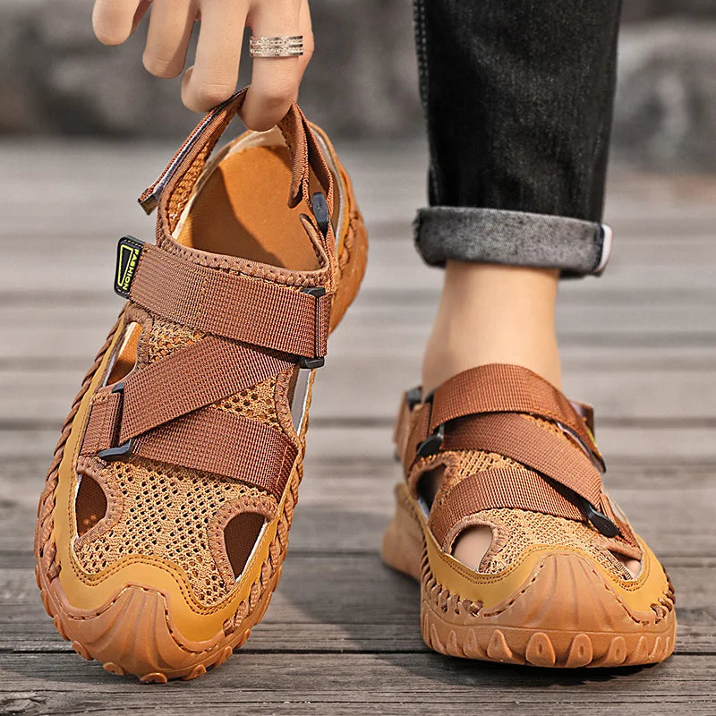 Men’s Outdoor Leather Sandals – Breathable Mesh, Rugged Grip, All-Day Comfort