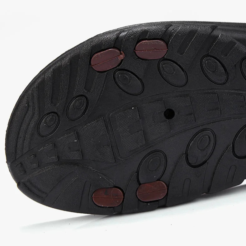 Men’s Summer Slip-On Sandals – Non-Slip Open-Toe Casual Beach Slippers