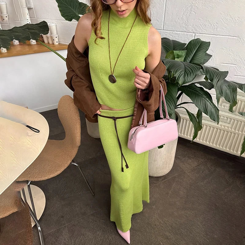 Elegant Knitted Two-Piece Set – Sleeveless Turtleneck Vest & High Waist Skirt