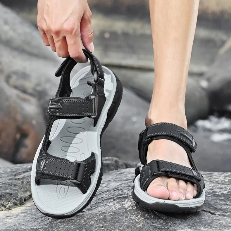 Men’s Summer Sandals – Lightweight Outdoor Beach Sneakers (2025 Casual Comfort)