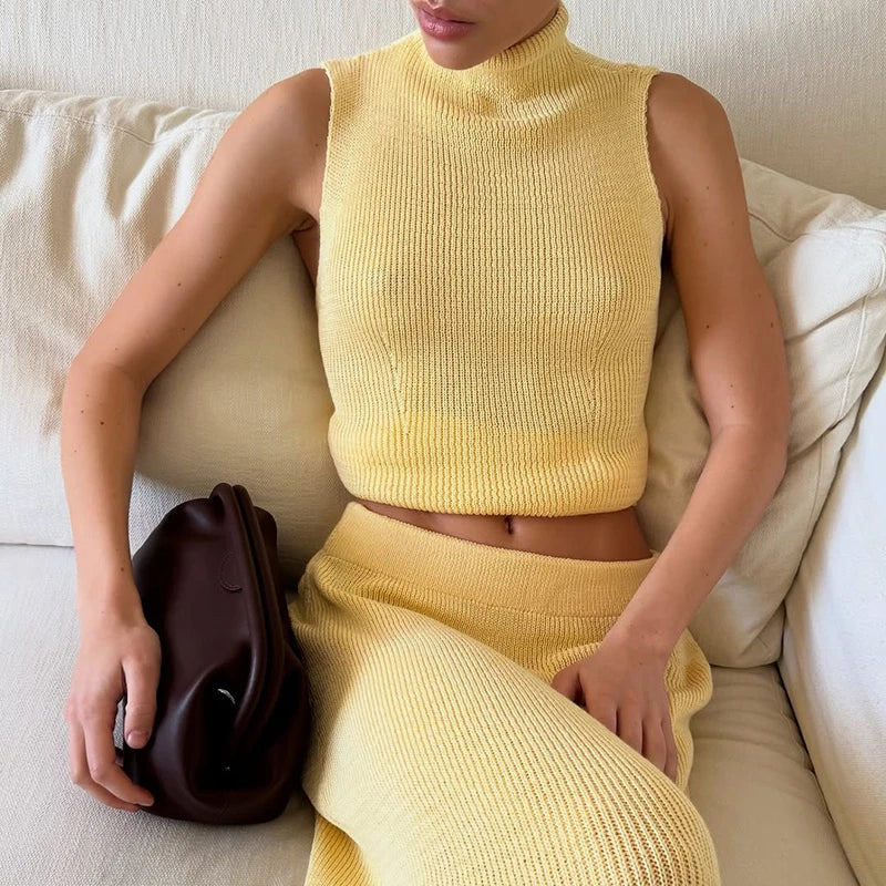 Elegant Knitted Two-Piece Set – Sleeveless Turtleneck Vest & High Waist Skirt