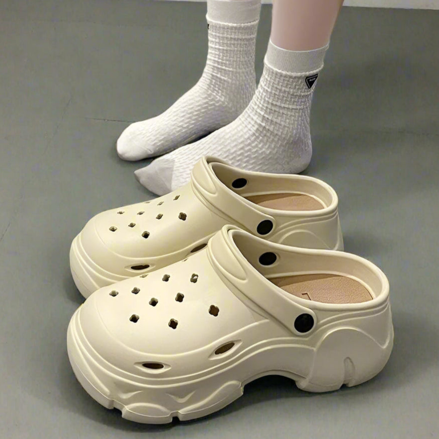 Women's 7cm Platform Garden Clogs– High-Quality EVA Non-Slip Beach Shoes