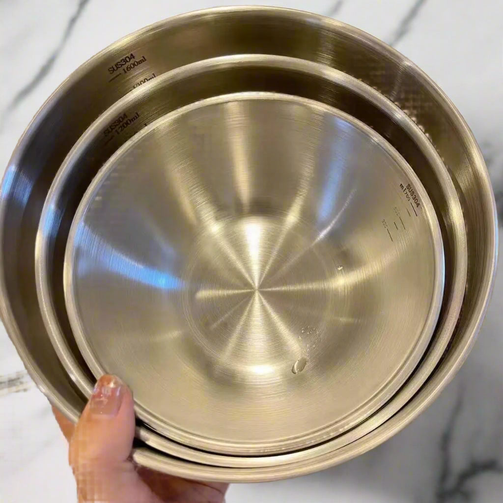 3pcs Stainless Steel Mixing Bowl Set with Measuring Scale – Non-Slip, Durable