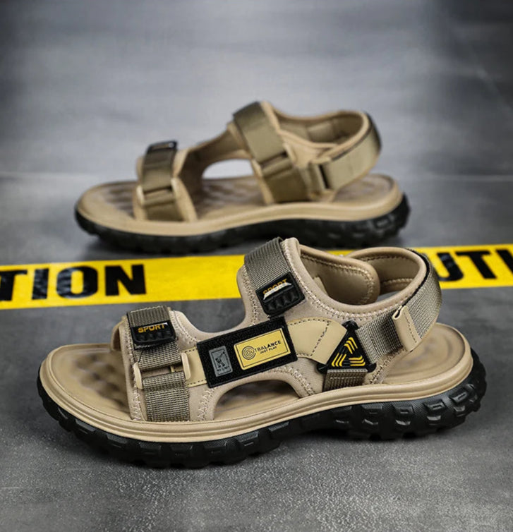 Men’s Outdoor Leather Sandals – Breathable Hiking Shoes with Elastic Strap