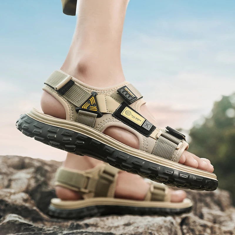 Men’s Outdoor Leather Sandals – Breathable Hiking Shoes with Elastic Strap
