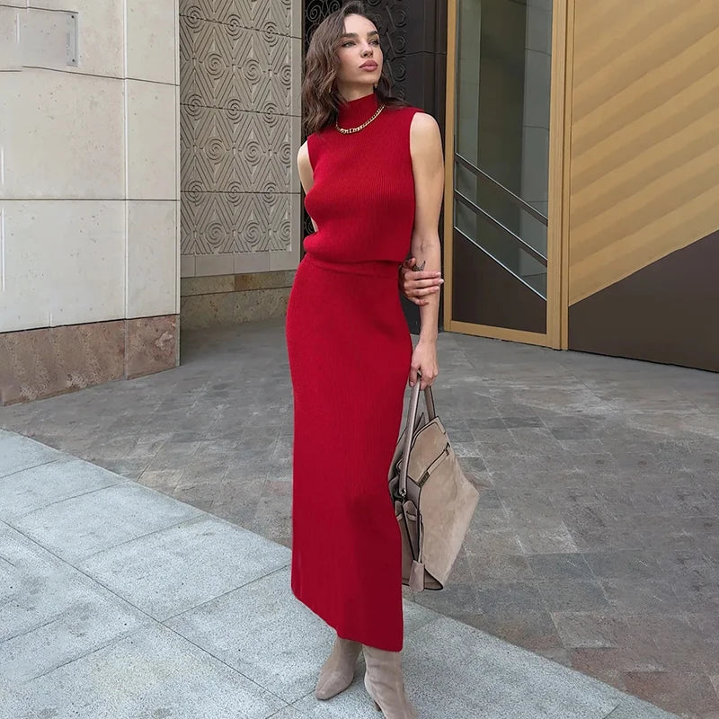 Elegant Knitted Two-Piece Set – Sleeveless Turtleneck Vest & High Waist Skirt