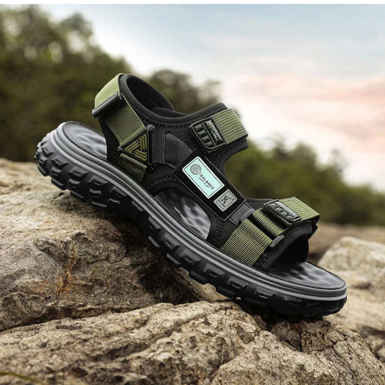 Men’s Outdoor Leather Sandals – Breathable Hiking Shoes with Elastic Strap