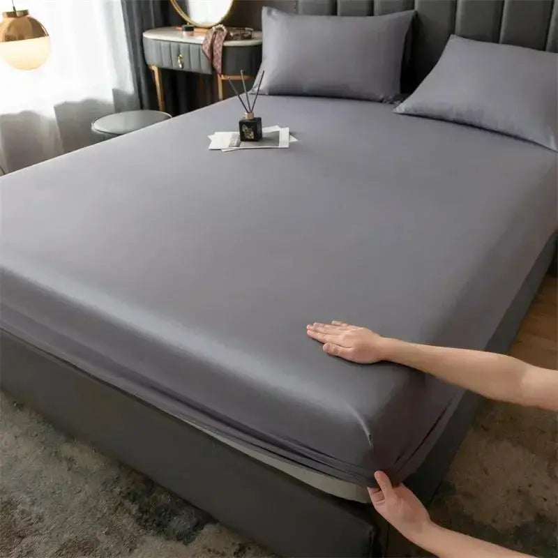 100% Waterproof Fitted Mattress Protector – Breathable Anti-Slip Cover in Multi Sizes