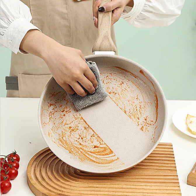 Aluminium Alloy Ceramic-Coated Wok for Gas & Induction - Non-Stick Frying Pan