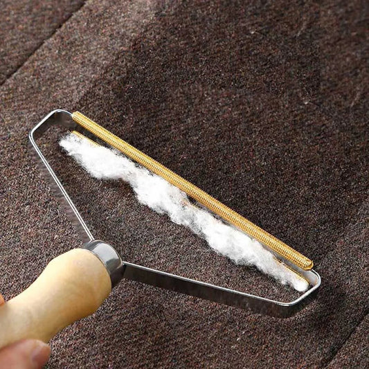 Portable Wooden Lint Remover – Manual Pet Hair & Fabric Shaver Brush Dealprice.co.uk