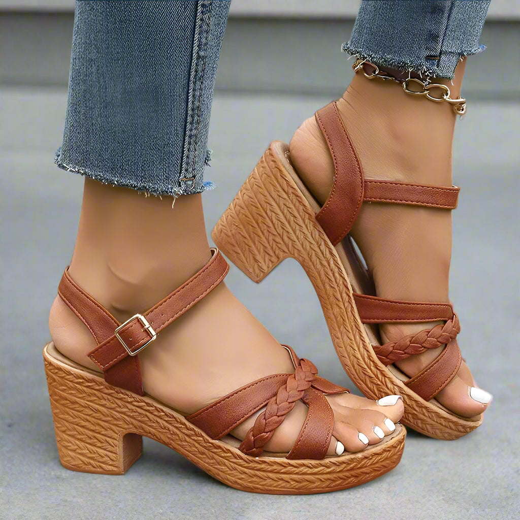 Women's Summer Gladiator Platform Sandals – Stylish Comfort Buckle Up in Style