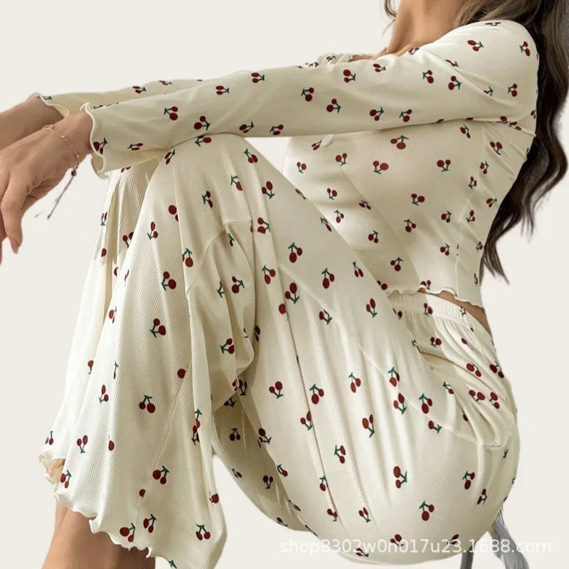 Sweet Cherry Print Sleepwear Set – Long Sleeve Milk Silk Comfort 2-Piece Pyjama Set