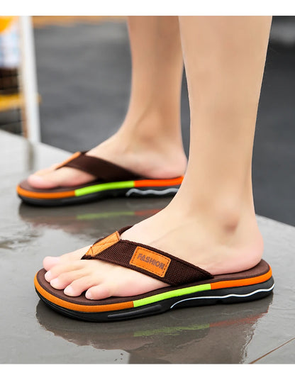 Summer Flip-Flops for Men – Non-Slip Outdoor Beach Slides with Street Style Look