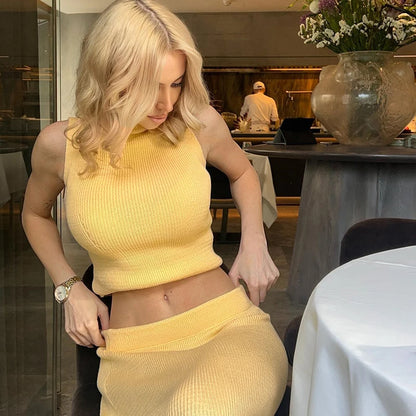 Elegant Knitted Two-Piece Set – Sleeveless Turtleneck Vest & High Waist Skirt