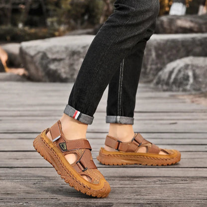 Men’s Outdoor Leather Sandals – Breathable Mesh, Rugged Grip, All-Day Comfort